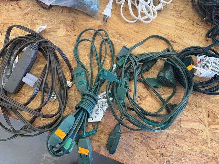 4 small extension cords image