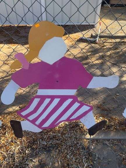 Metal yard sign image