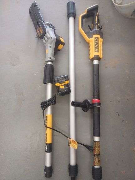 Brushless dewalt poll saw. image