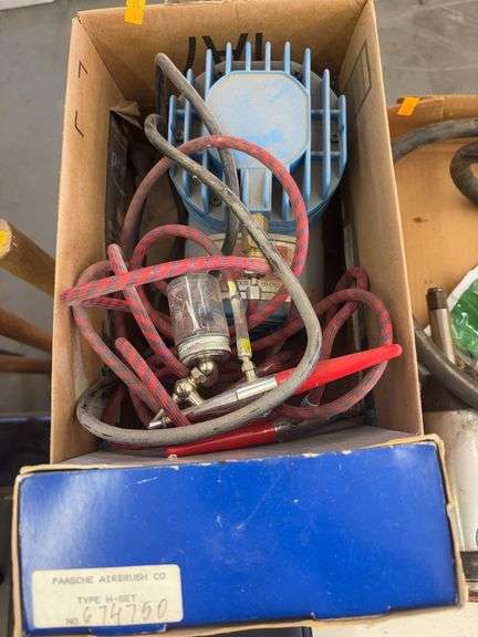 Paasche airbrush set image