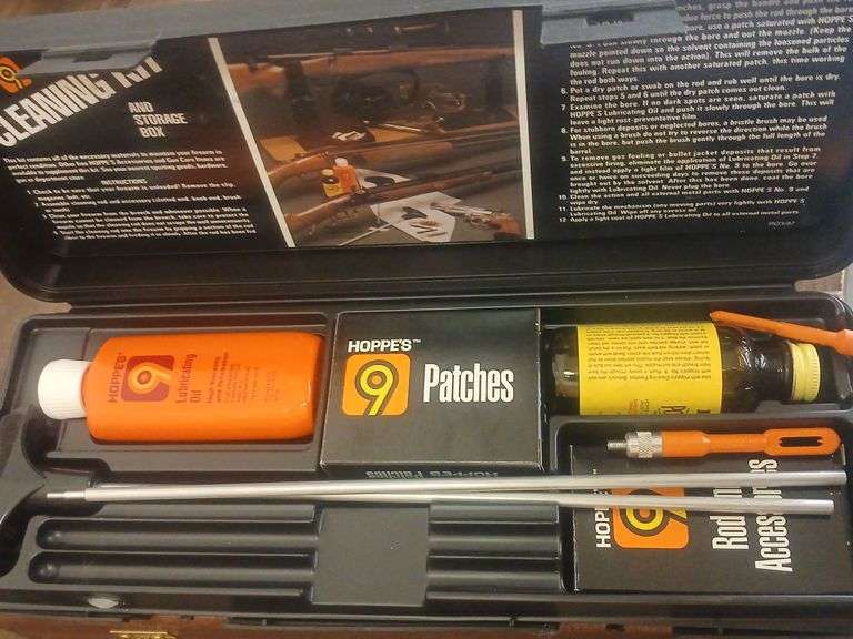 Gun cleaning supplies image