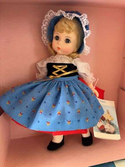 Alexander doll company (Gretel 454) image