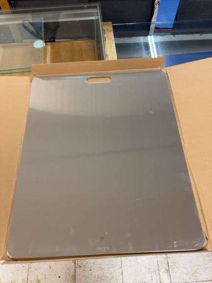 1 piece of thin metal image