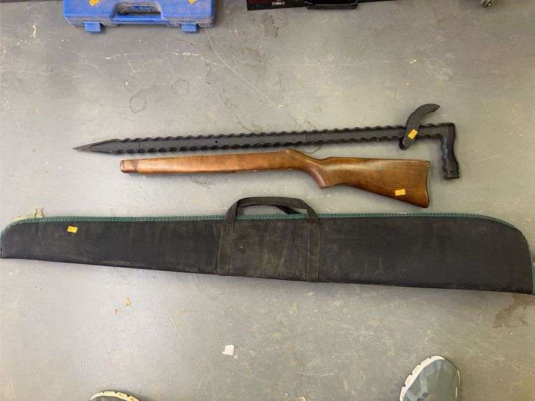 Gun stock and case image