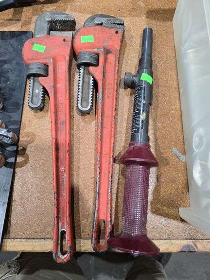 2 Pittsburgh 18" Pipe Wrenchs,  Ram Set image