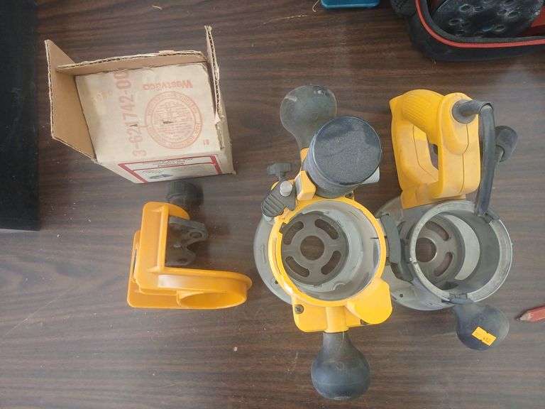 Dewalt router parts. image