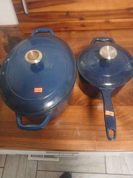 2 blue pots. Iron. image