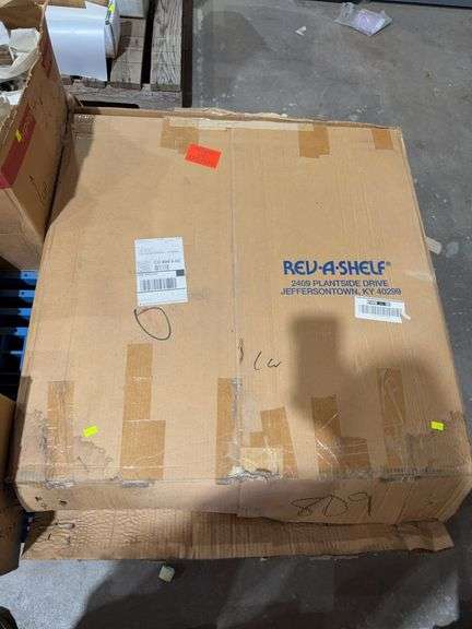 Rev a shelf new wood corner Lazy Susan shelf in box image