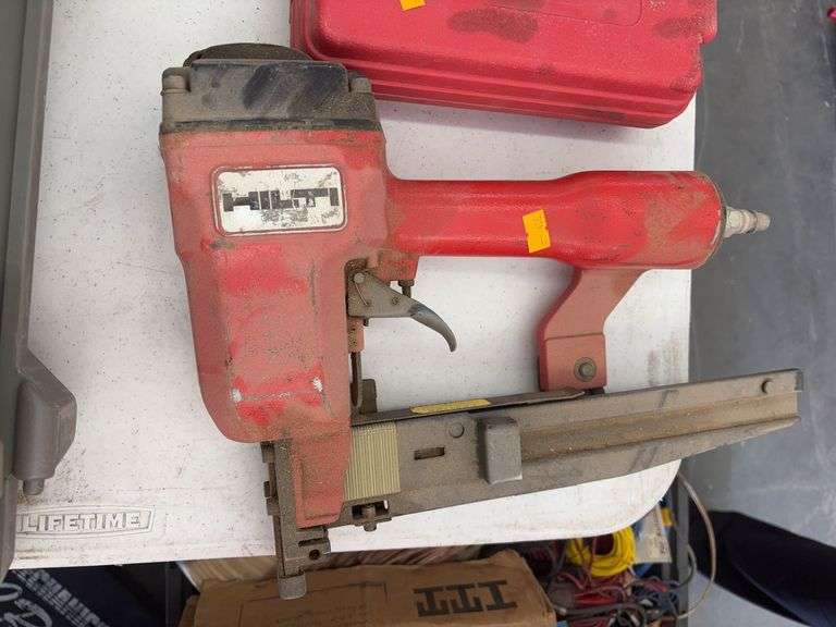 Hilti Haubold pneumatic staple gun image