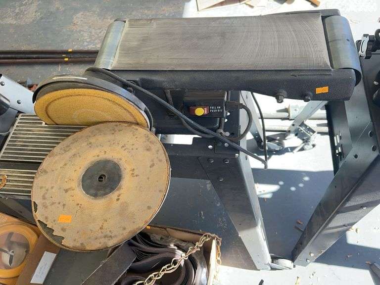 Belt and disc sander image