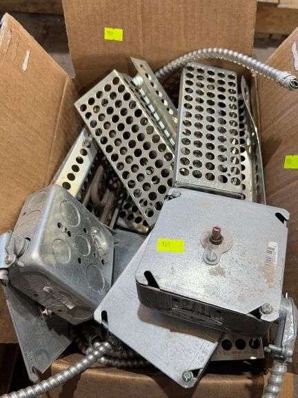 Enclosure heaters with thermostats image
