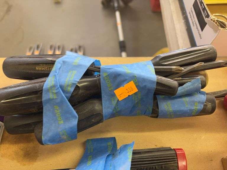 Craftsman screw drivers (black) image