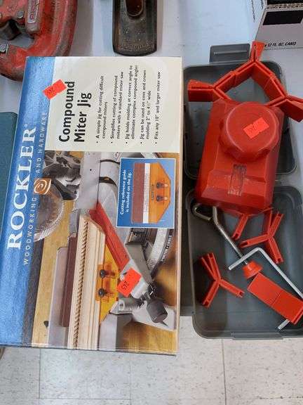 Rockler compound, miter jig and miscellaneous clamps image