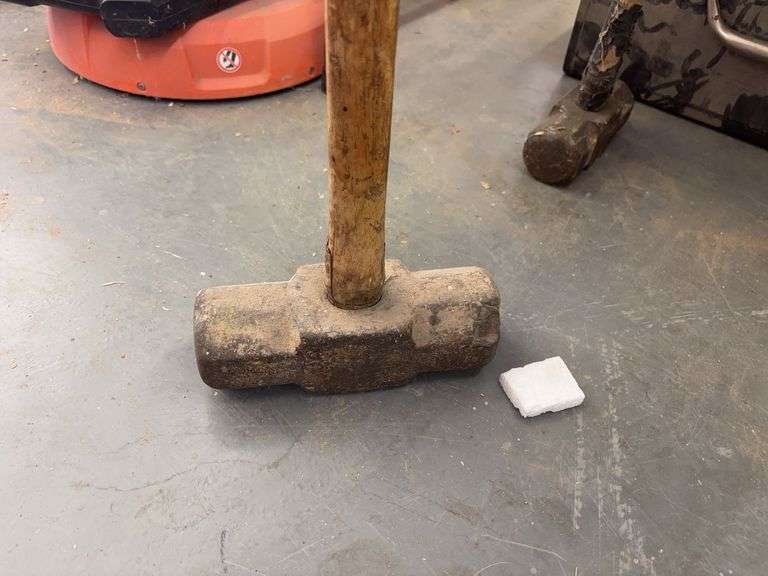 Large sledgehammer image