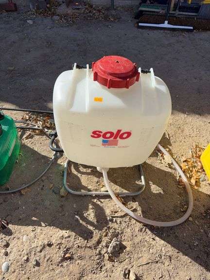 Solo backpack sprayer image