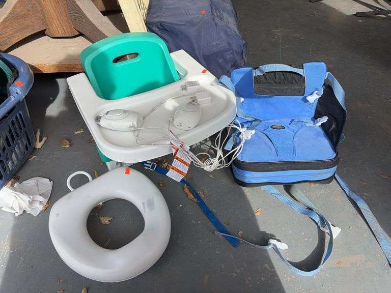 Baby seats playpen and gate image