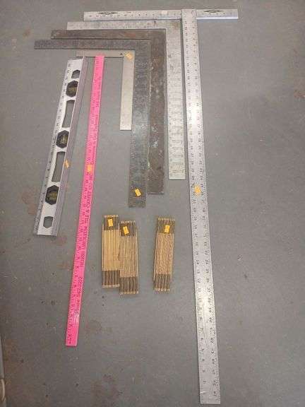 Mesuring sticks and metal angles image