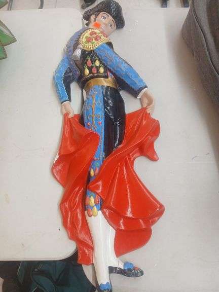 Madador wall decor image