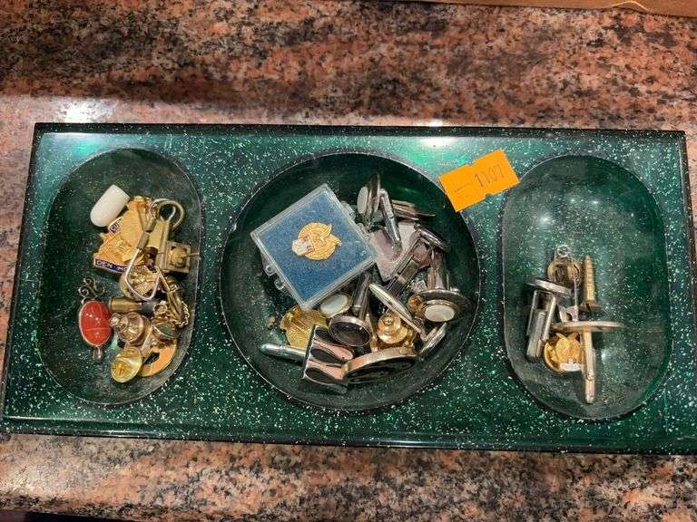 Tray of miscellaneous jewelry image