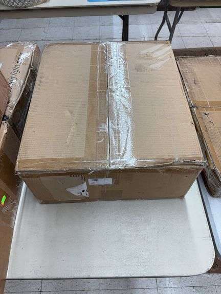 End table with drawer and one end table no drawer image