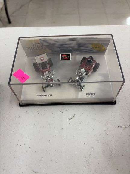 Acrylic display with 2 small drag cars image