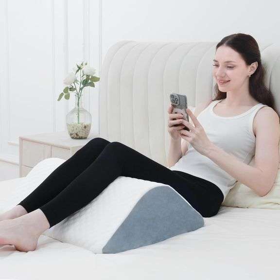 Knee Wedge Pillow Bed Wedge Pillow for Sleeping, Wedge Pillo image