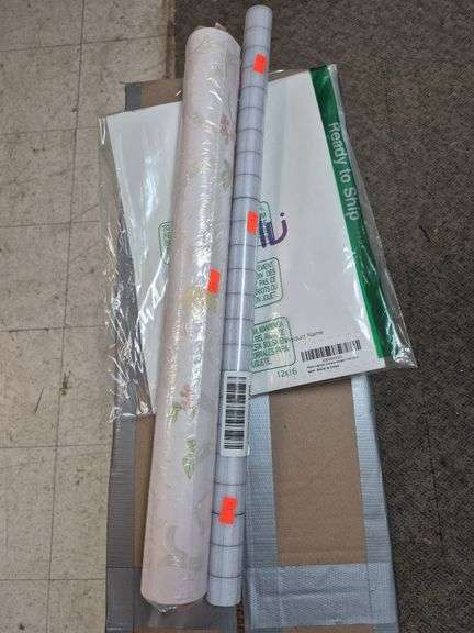 Box of miscellaneous items image