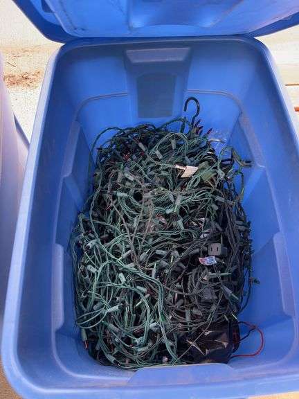 Tote of Christmas lights image