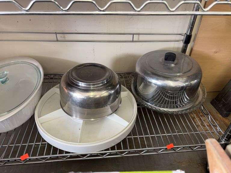 Miscellaneous kitchenware image