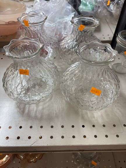 4 glass oil lamp chimney with a diamond pattern image
