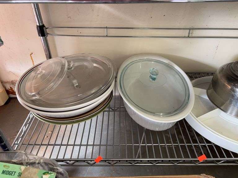 Miscellaneous kitchenware image