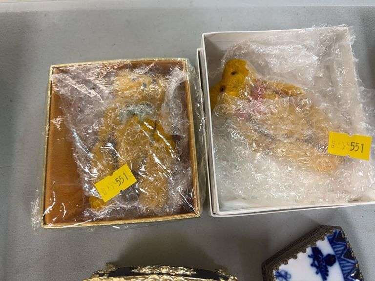 Small collectible bears image