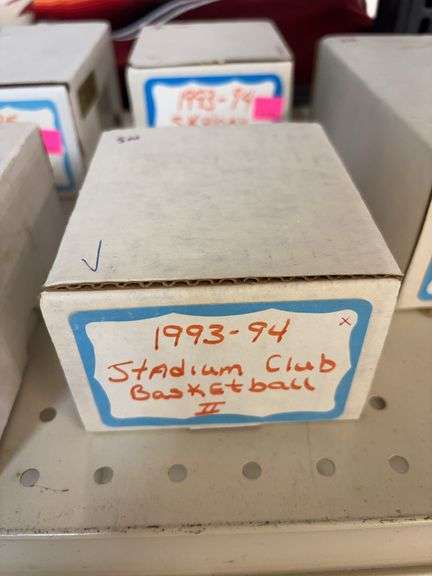 1993-94 stadium club basketball cards image