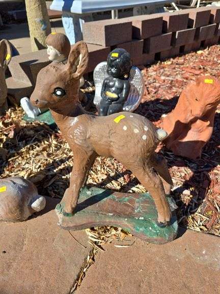 Lamb stone yard decoration image