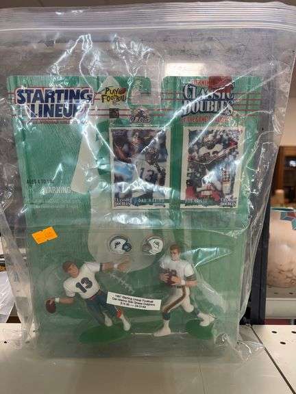 Starting lineup, playing cards and action figures Miami Dolphins 1997 image