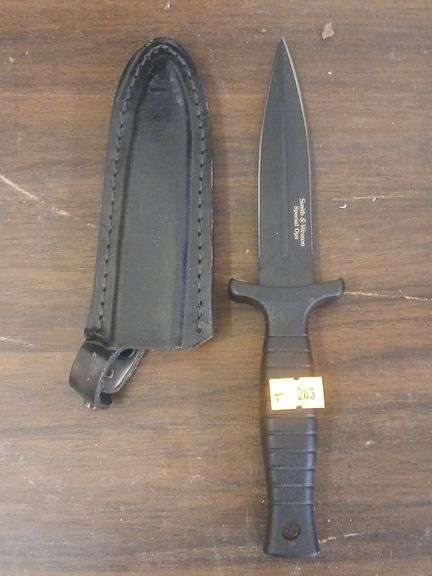 Smith and Wesson special ops knife image