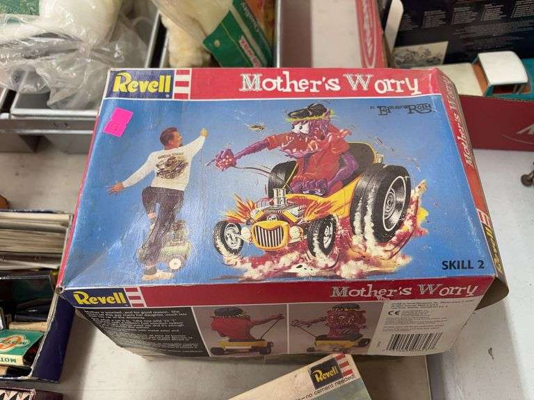 Mothers worry model car image