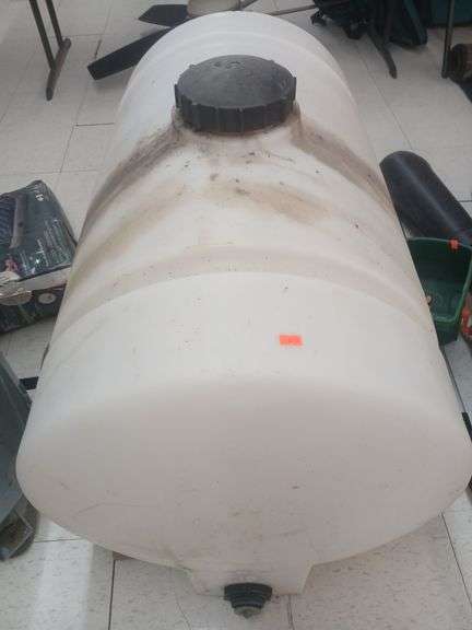 35gal storage tank image