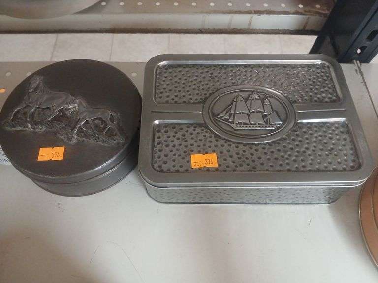 Old spice tin vintage horse tin image