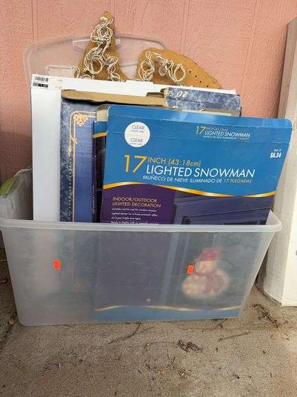 Miscellaneous Christmas decorations image