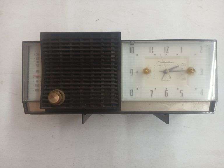 Vintage silvertone clock image