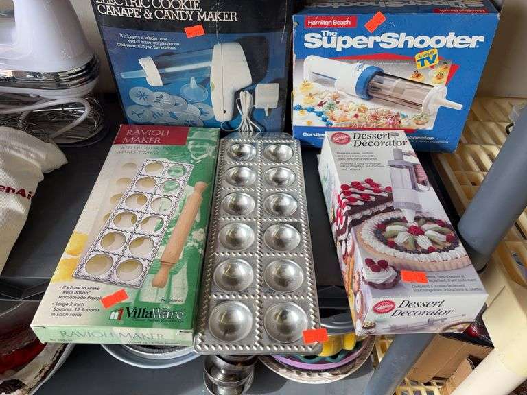 Cookies shooters and Ravioli makers image