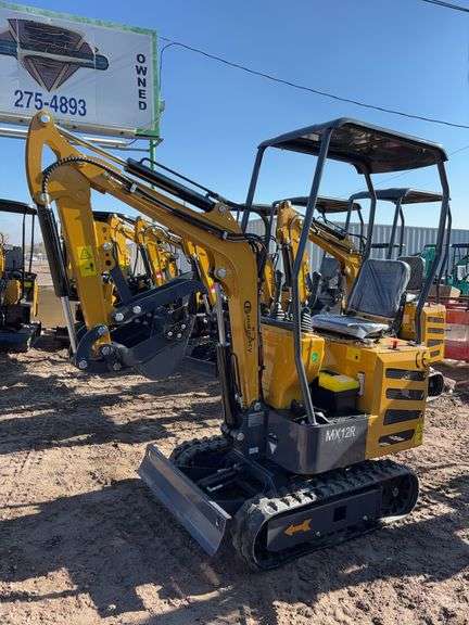 2025 CFG Industry Mini Excavator MX12R, 13.5 HP image