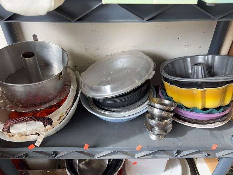 Miscellaneous bakeware image