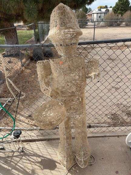 Outdoor light up drummer image