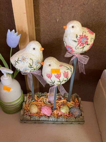 Easter decorations image