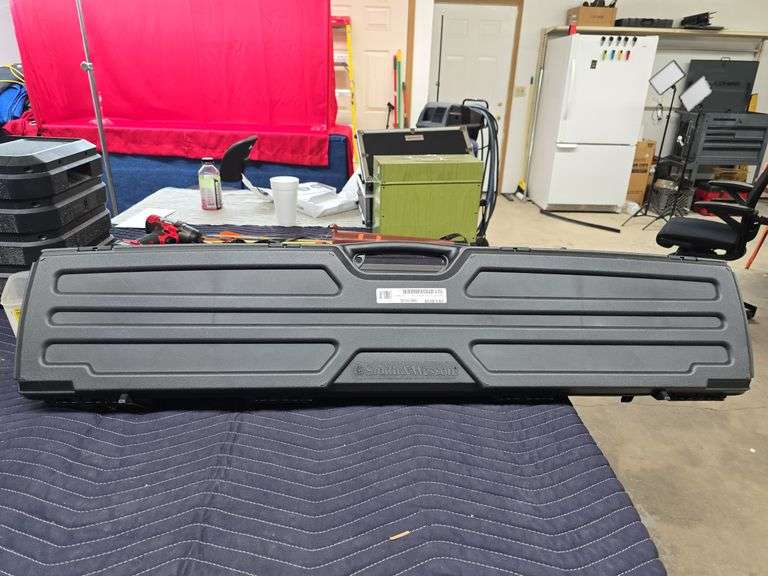 Smith & Wesson Rifle Case image