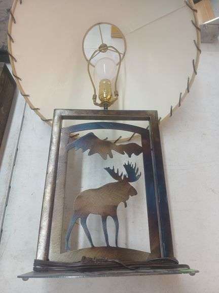 Metal elk lamp/ desk light image