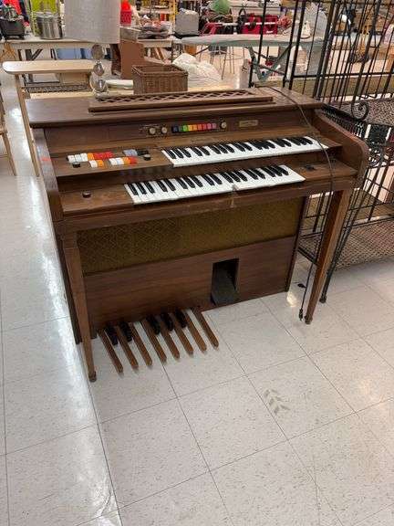 Kimball Swinger organ image