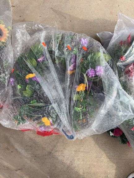 2 bags of wreaths image